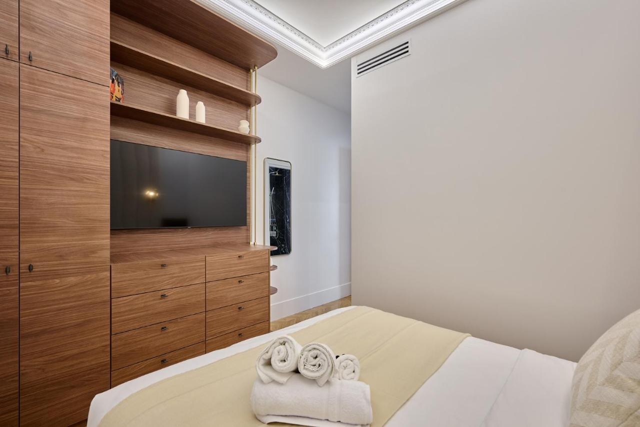 Apart Hotel Louvre Museum By Studio Prestige Париж Екстериор снимка
